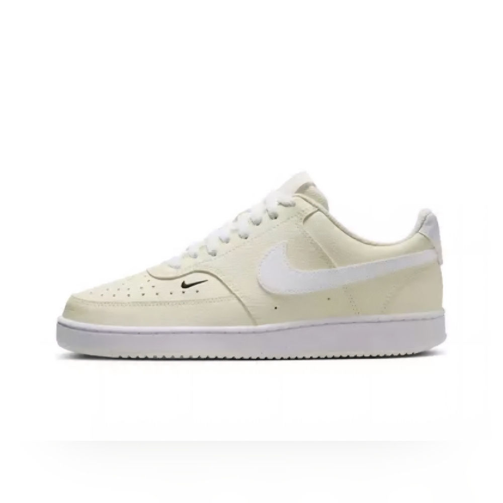 NIKE WOMEN'S WHITE/PALE IVORY COURT VISION LO NEXT NATURE SNEAKERS